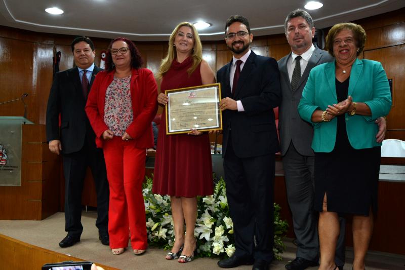 Superintendente da Suplan, engenheira Simone Guimarães recebe título de cidadã pessoense na Câmara da Capital