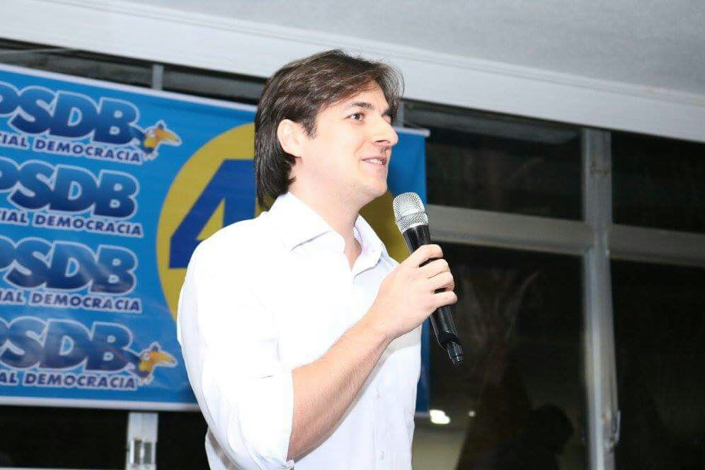 Pedro Cunha Lima ministra palestra em Criciúma sobre o jovem na política