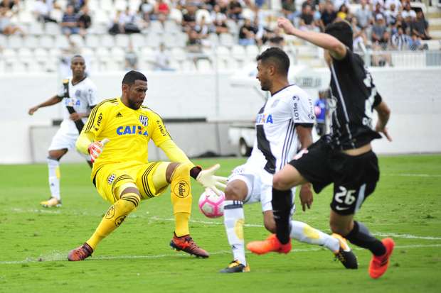 Goleiro Aranha dá show, e Ponte derruba o Corinthians em Campinas