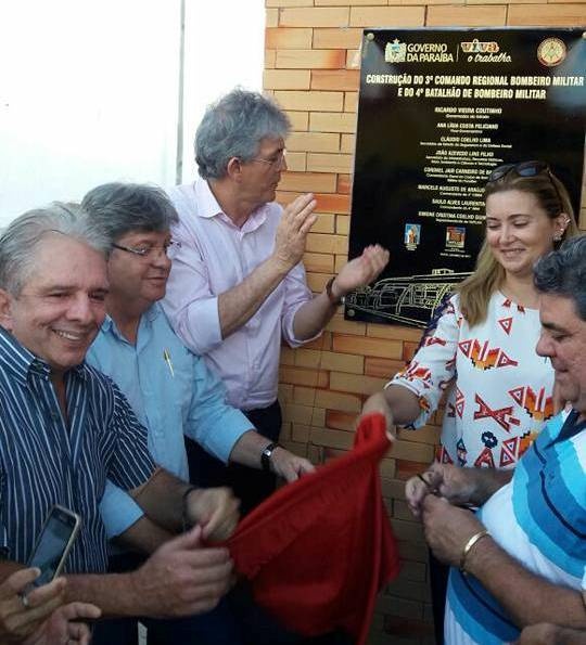 Nabor Wanderley participa da solenidade de entrega do novo prédio do 4° Batalhão de Bombeiros Militares em Patos