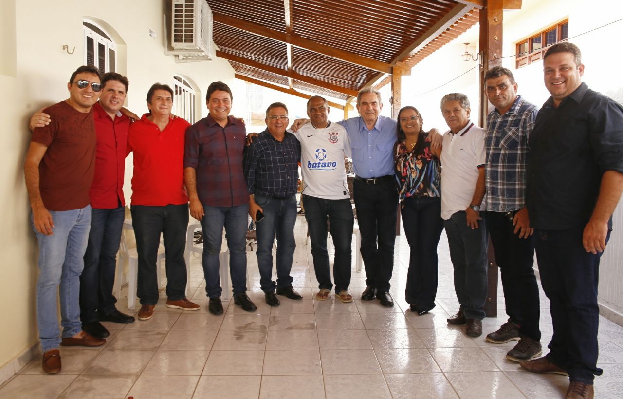 Senador Lira e deputados Janduhy e Hugo Motta participam de encontros com lideranças políticas do Sertão