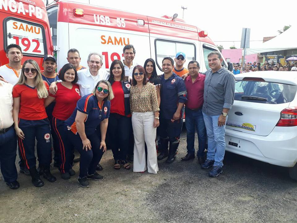 Ricardo Barbosa e Raimundo Lira entregam ambulâncias do Samu em Mamanguape e Juripiranga