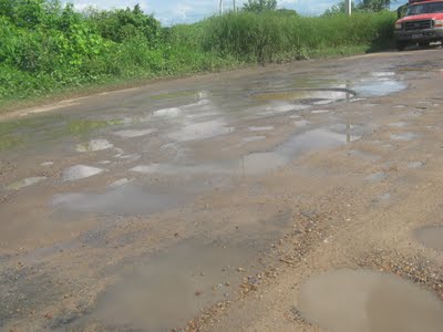 Deputada Camila denuncia precariedade de rodovias estaduais região do Brejo e cobra melhorias ao DER