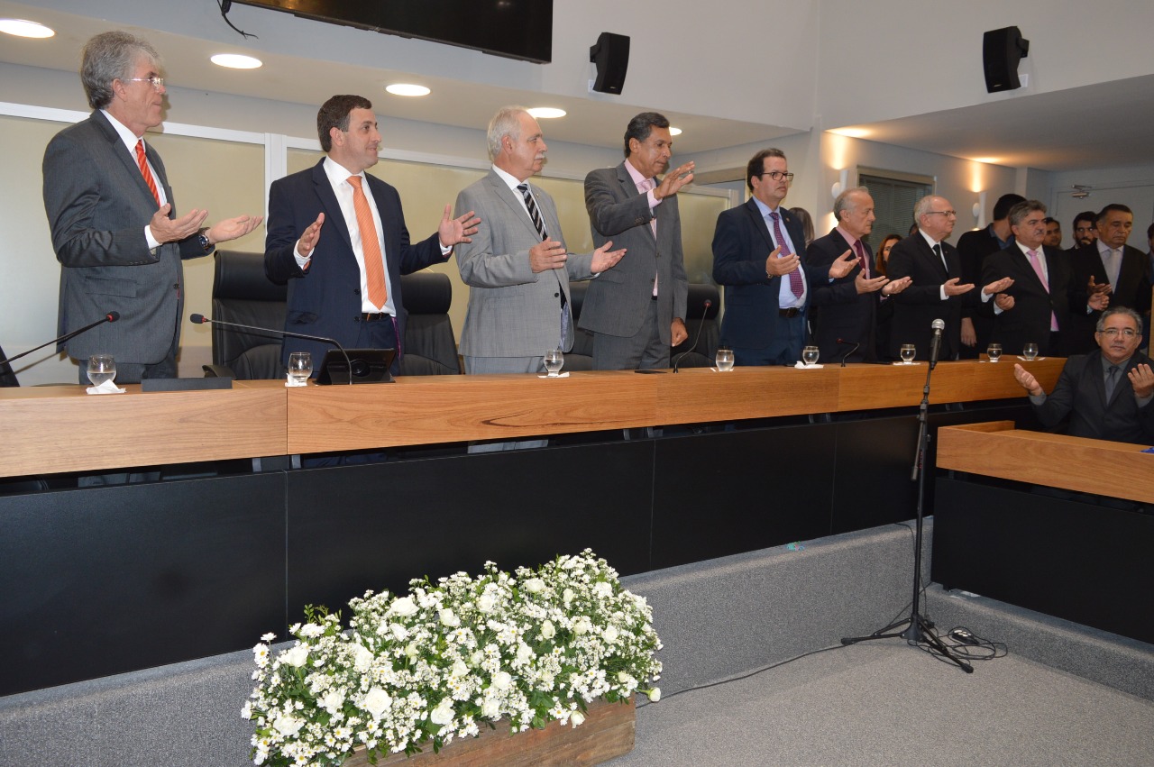 Presidente Gervásio entrega nova Assembleia e consolida a Casa Legislativa na Praça dos Três Poderes