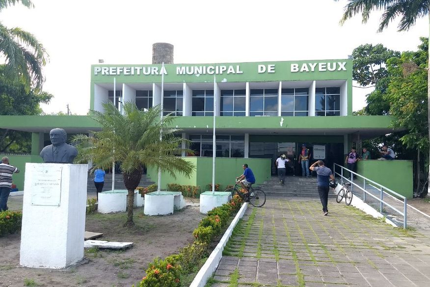 IRREGULARIDADES: TCE suspende pagamentos no valor de R$ 10 milhões na Prefeitura de Bayeux