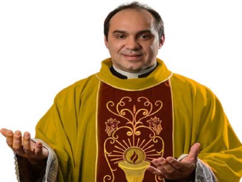 FESTA DAS NEVES: Padre Nilson Nunes faz apresentação neste sábado no Ponto de Cem Réis