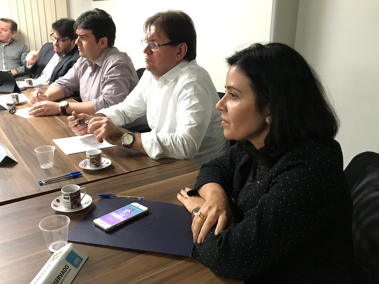 Pollyanna Dutra promove reunião da Receita Estadual com empresários campinenses