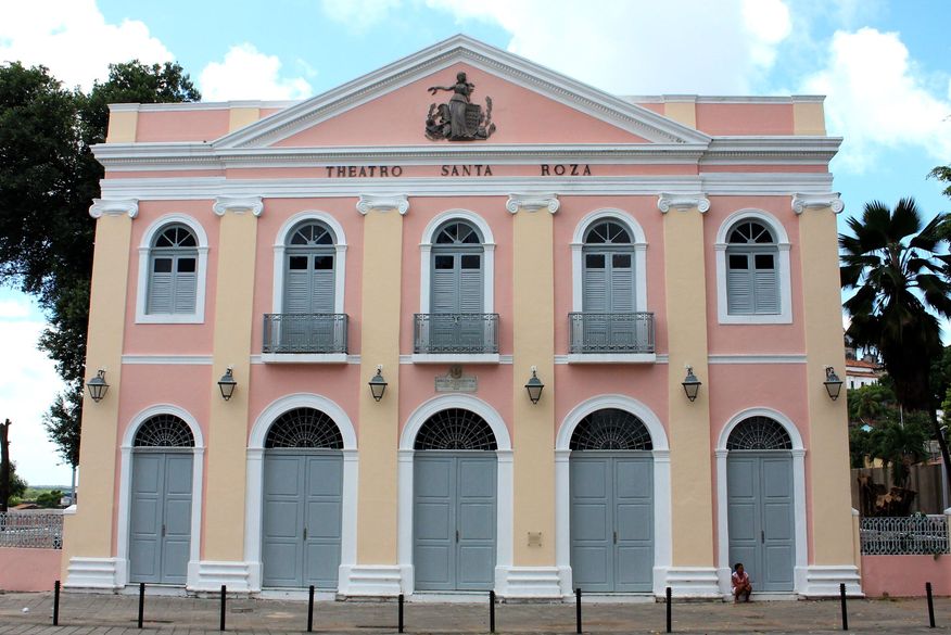 Theatro Santa Roza comemora 130 anos com programação cultural gratuita