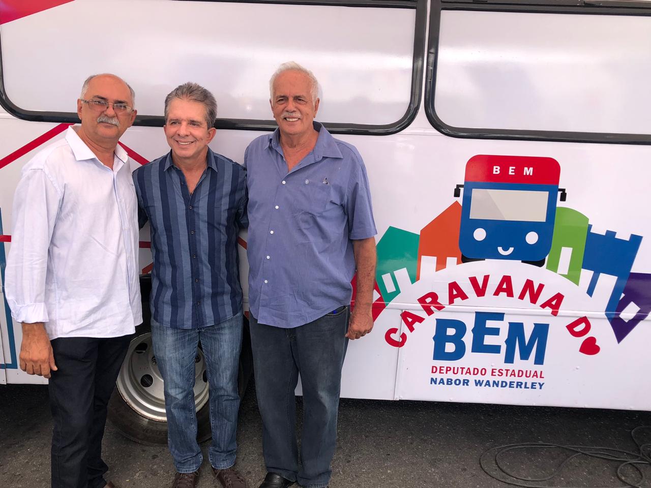 Prefeitos do Sertão parabenizam deputado Nabor pela criação da “Caravana do Bem”