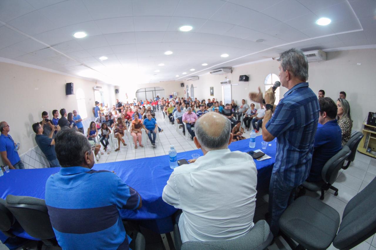 Nabor lança em Patos “Caravana do Bem” com a presença de diversos prefeitos, lideranças políticas e população