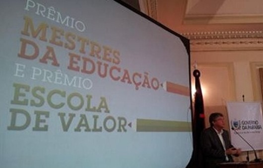 Governador João Azevêdo anuncia para o dia 20 pagamento dos Prêmios Mestres da Educação e Escola de Valor