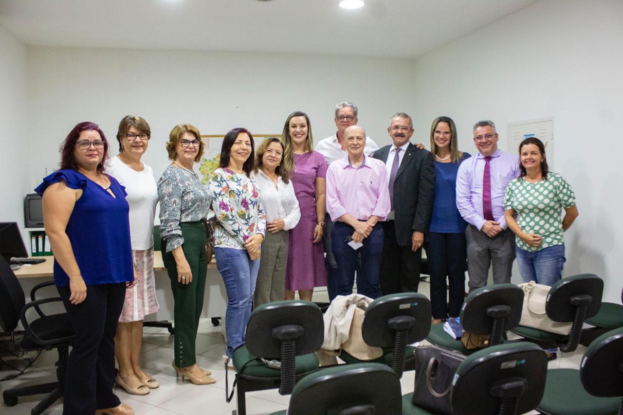 Camila Toscano se reúne com CRM-PB e define realização de audiência pública para debater ações de combate ao suicídio no Estado, na AL-PB