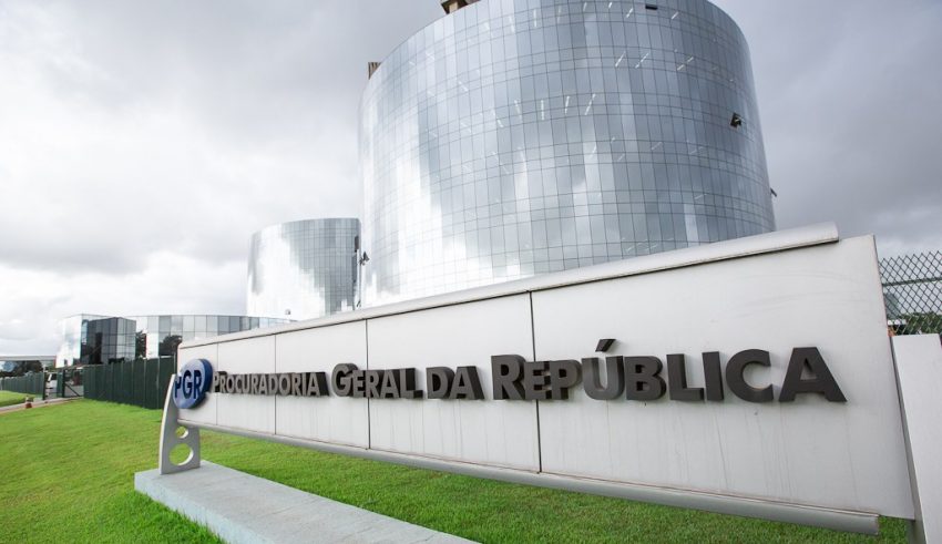 IMPENHORÁVEL: Fiador de contrato de locação comercial não pode ter bem de família penhorado, opina PGR