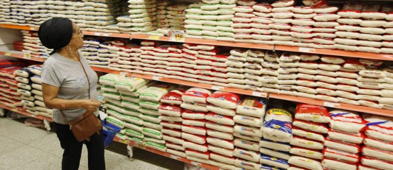 Desemprego e inflação irão manter preços de arroz e outros produtos altos