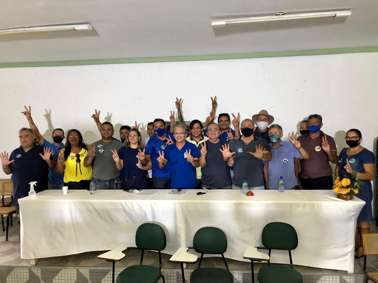 EM PATOS: Faltando 16 dias para as eleições, Nabor Wanderley continua recebendo grandes adesões