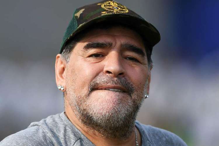 Parada cardiorrespiratória mata o craque do futebol argentino, Diego Maradona