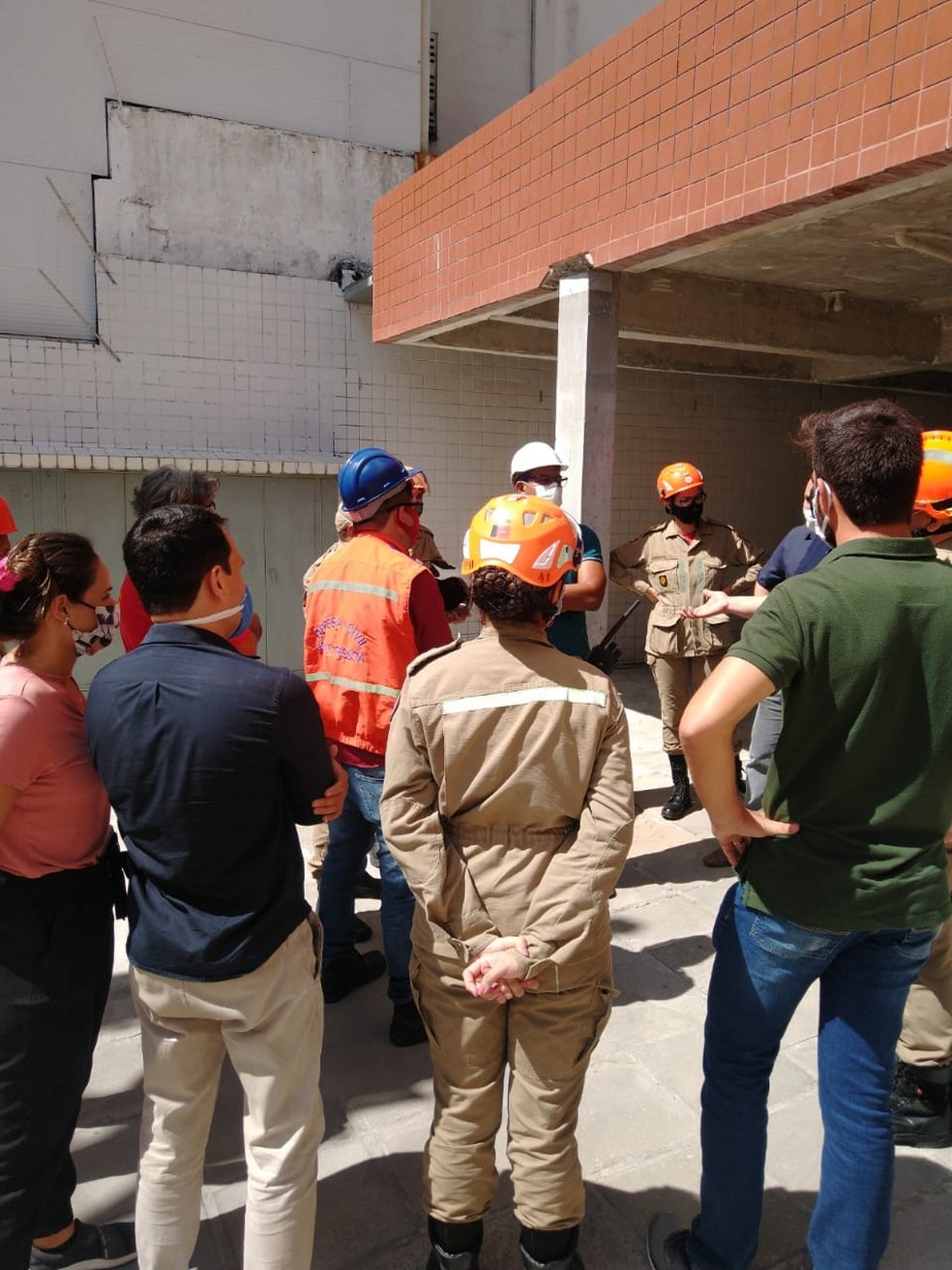 Edifício de oito andares em Manaíra é evacuado após sofrer dano em estrutura