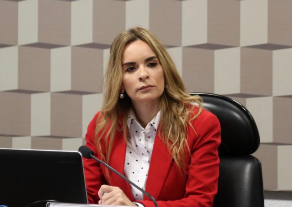 NO BOLSO: Senadora Daniella apresentar  projeto para punir quem furar fila de vacina contra covid-19