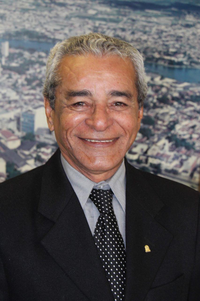 Morre de câncer em Brasília o jornalista paraibano Waldo Tomé, que foi chefe de gabinete do ex-senador Ronaldo Cunha Lima