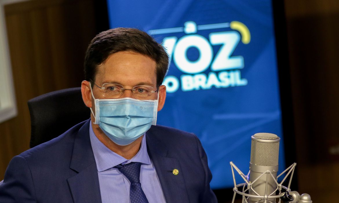 O  ministro da Cidadania,João Roma, participa do programa A Voz do Brasil