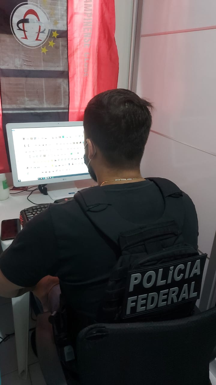 Polícia Federal realiza Operação "Parcela Extra" com mandatos de busca e apreensão no cadastramento irregular no Auxílio Emergencial