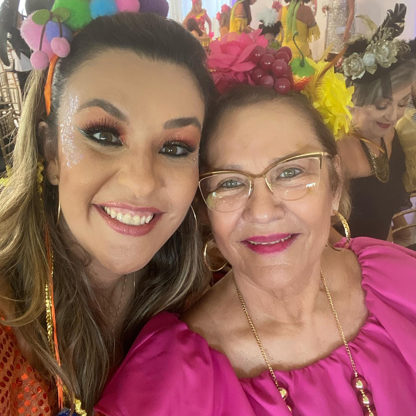 Camila usa rede sociais para celebrar aniversário de sua mãe Lea Toscano, ex-prefeita de Guarabira e ex-deputada estadual