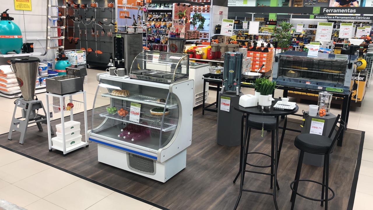 MERCADO: O Home Center Ferreira Costa tem produtos hotéis, pousadas, bares, restaurantes e lanchonetes 