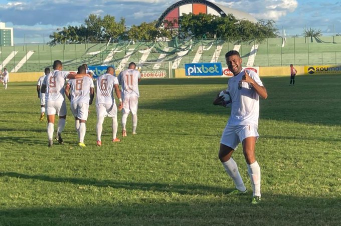 Sousa goleia o Caucaia no Marizão e assume a liderança do grupo 3 da série D