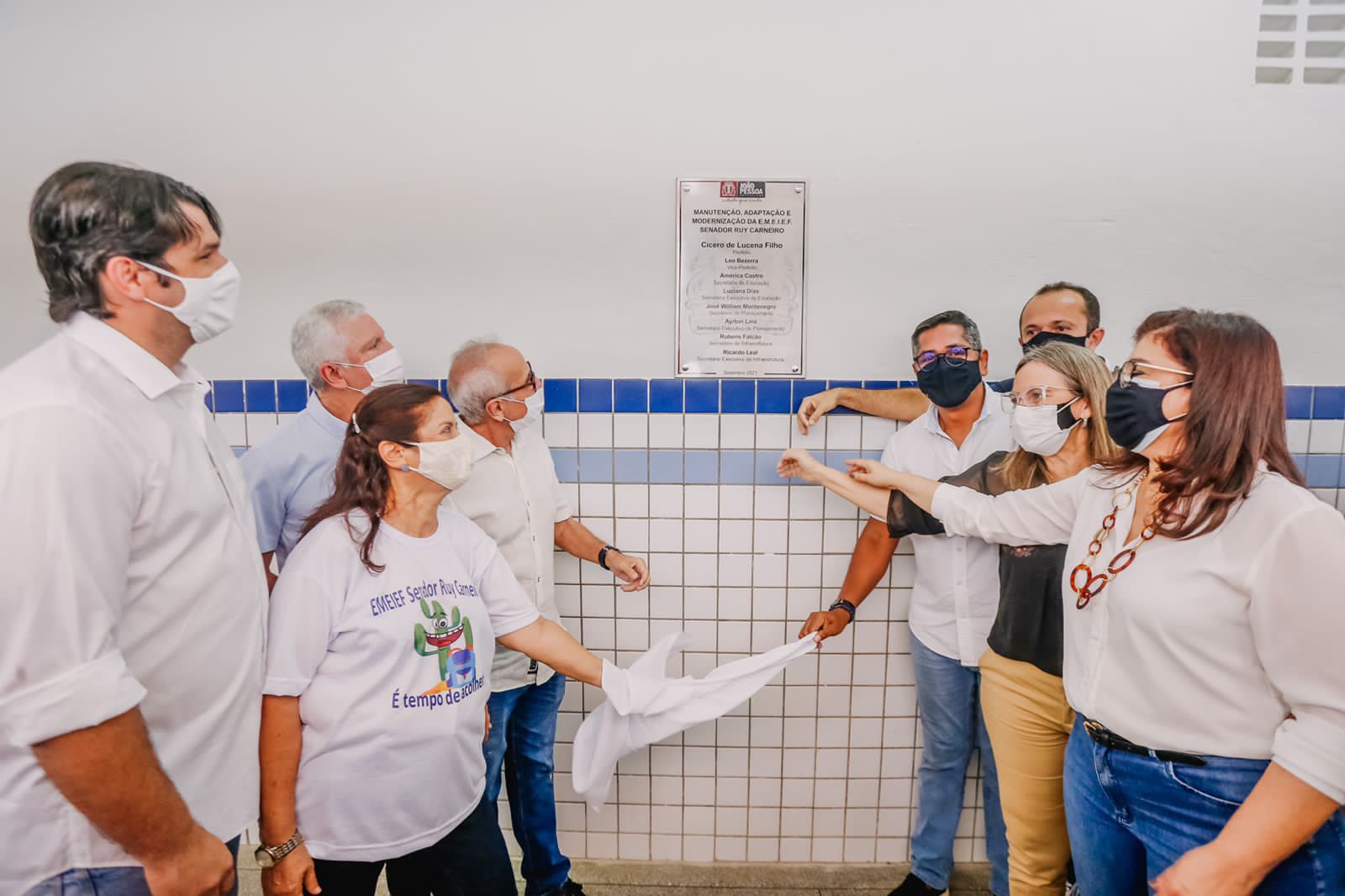 Prefeito Cícero entrega reforma e requalificação da Escola Senador Ruy Carneiro