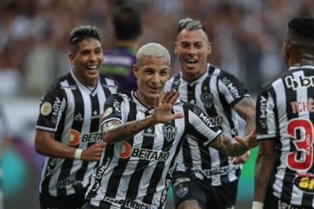 Atlético-MG derrota o América-MG e segue firme na luta pelo título do brasileirão 2021