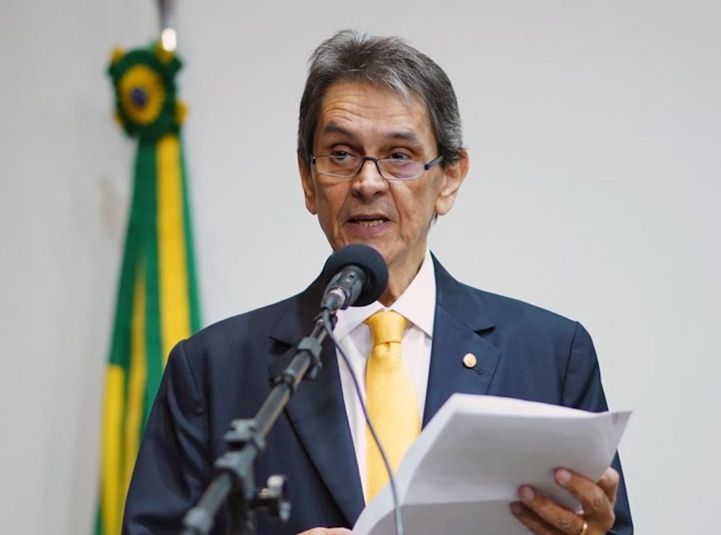 Nesta sábado: Horário eleitoral para presidência será aberto por candidato em prisão