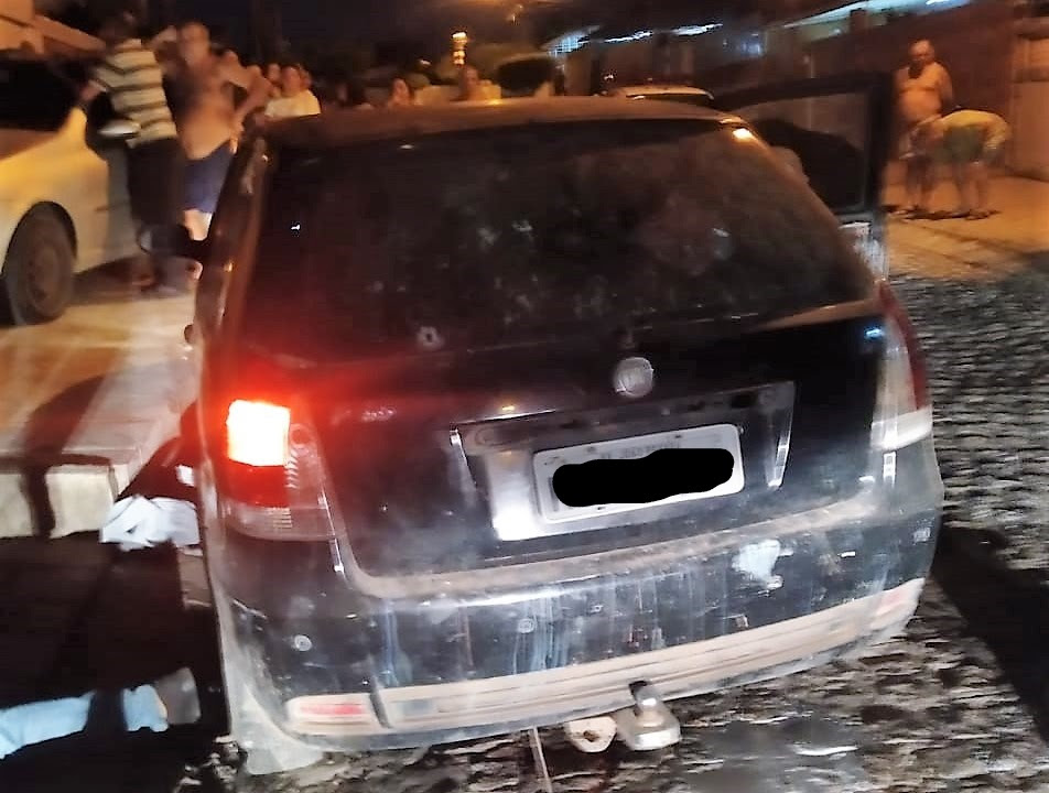 Polícia prende suspeitos de assaltar supermercado no bairro do Geisel em João Pessoa