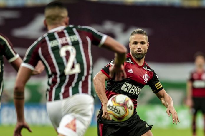 Flamengo e Fluminense decidem Campeonato Carioca na noite deste sábado