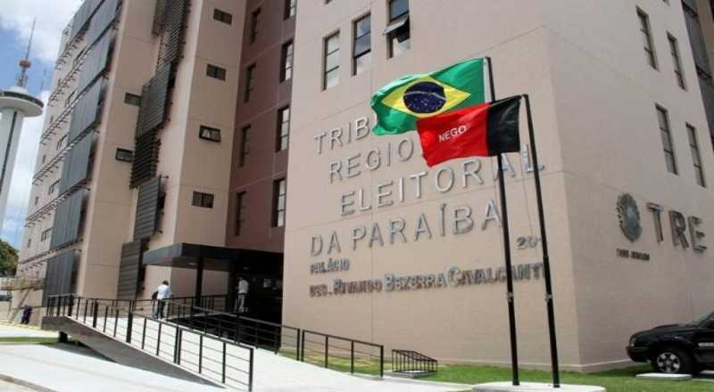 Justiça Eleitoral determina retirada de inserção de João com fake news contra Pedro