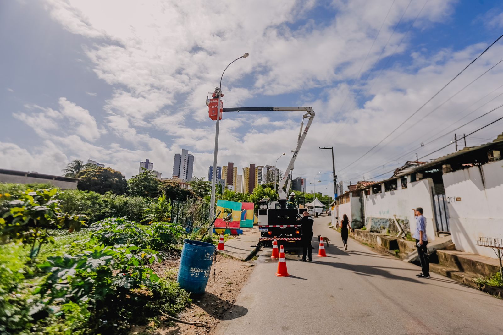 Tudo bem iluminado; prefeito Cícero autoriza troca de 100% da iluminação do bairro São José por LED