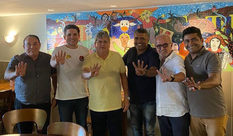 Aliado do prefeito Cícero, Cicinho Lima (PL) anuncia apoio a João Azevêdo