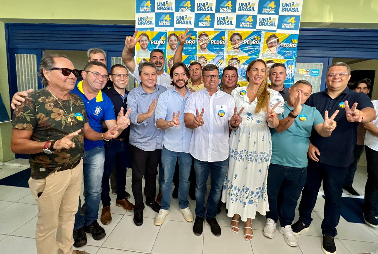 Segundo turno: Prefeito de Cabedelo, Vitor Hugo anuncia apoio à candidatura de Pedro Cunha Lima ao governo da Paraíba