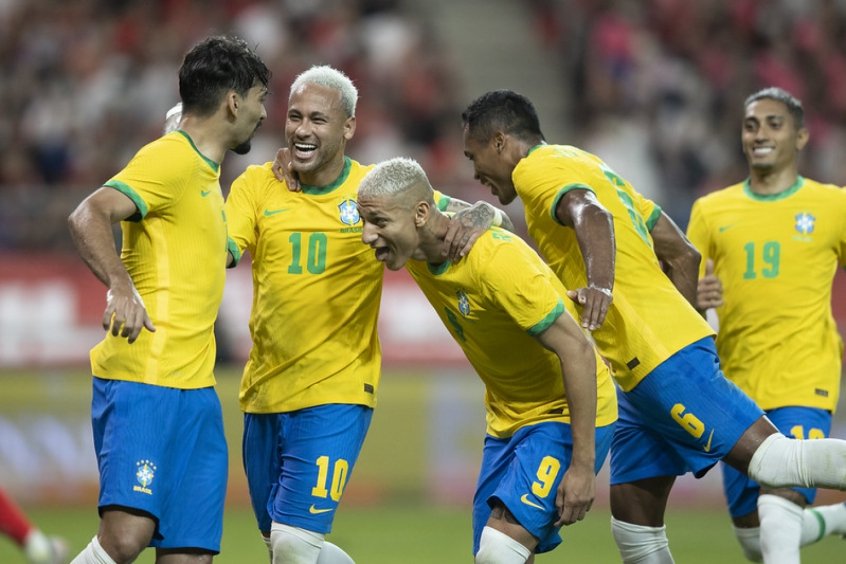 Brasil vence, convence, elimina a Coréia e vai disputar vaga na Quartas de final contra a Croácia