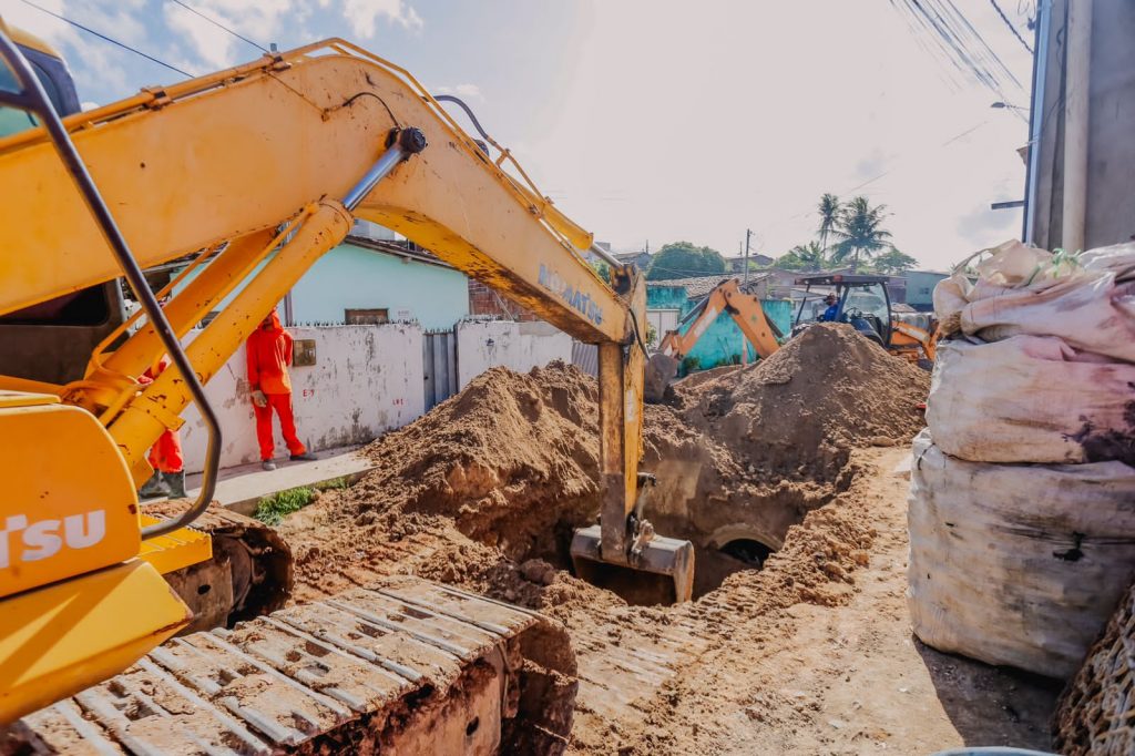 Prefeitura de João Pessoa amplia obras de drenagem nas áreas mais afetadas por alagamentos