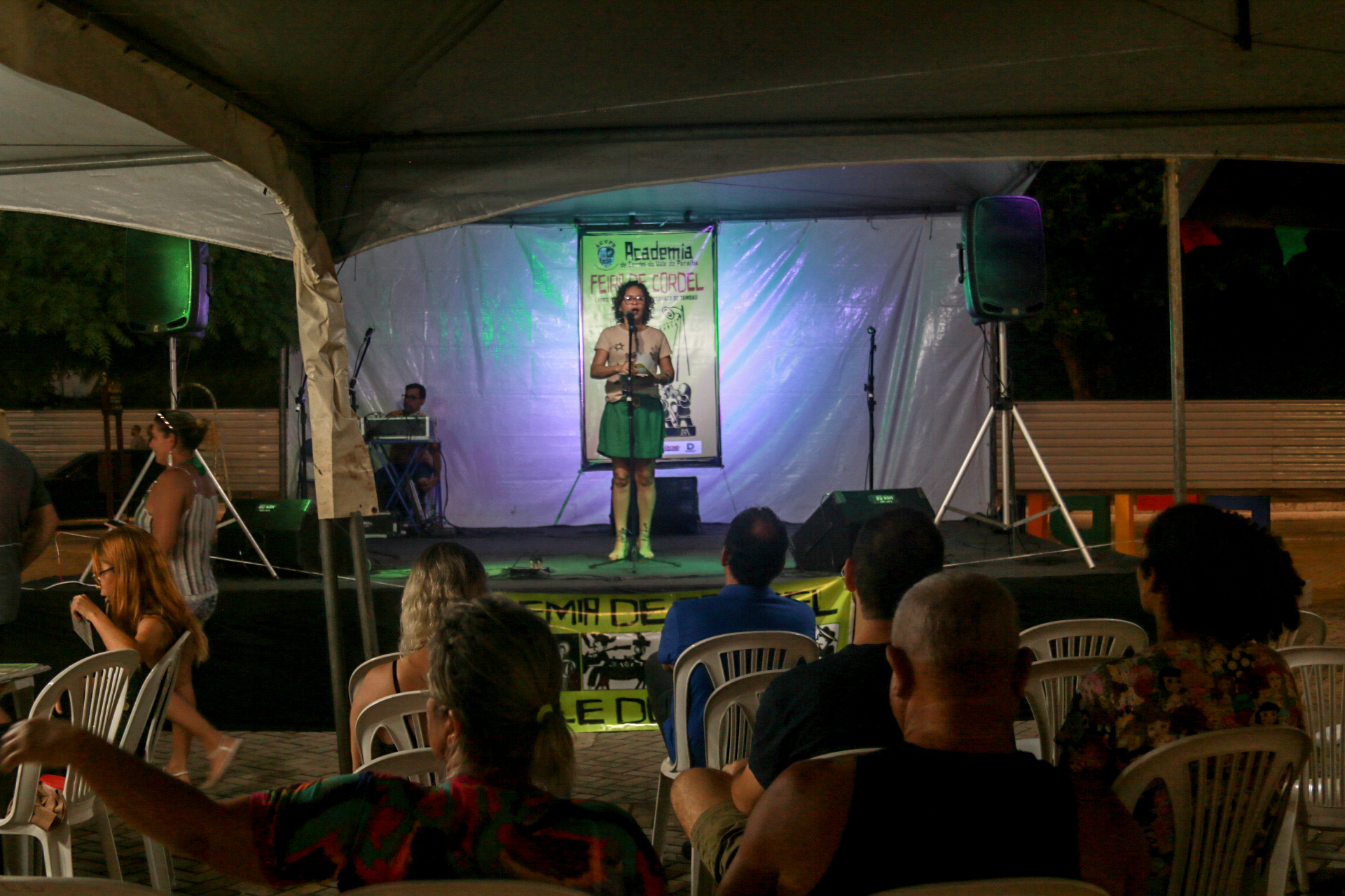 Cultura popular: Festival de Cordel encanta paraibanos e turistas na Feirinha de Tambaú, em João Pessoa