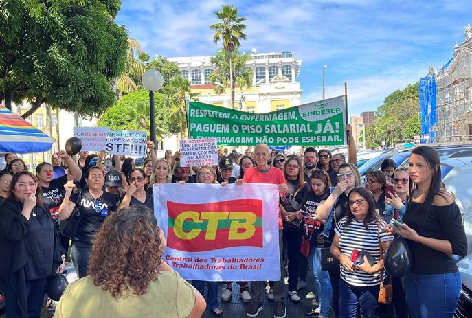 Protesto: Profissionais da enfermagem da Paraíba entram no segundo dia de paralisação em João Pessoa