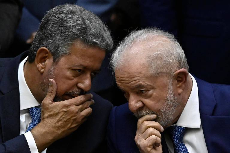 "Amigo irmão": Presidente Lula aceita indicar aliado de Arthur Lira, próximo a Bolsonaro e pró-Aécio para o Ministério do Turismo