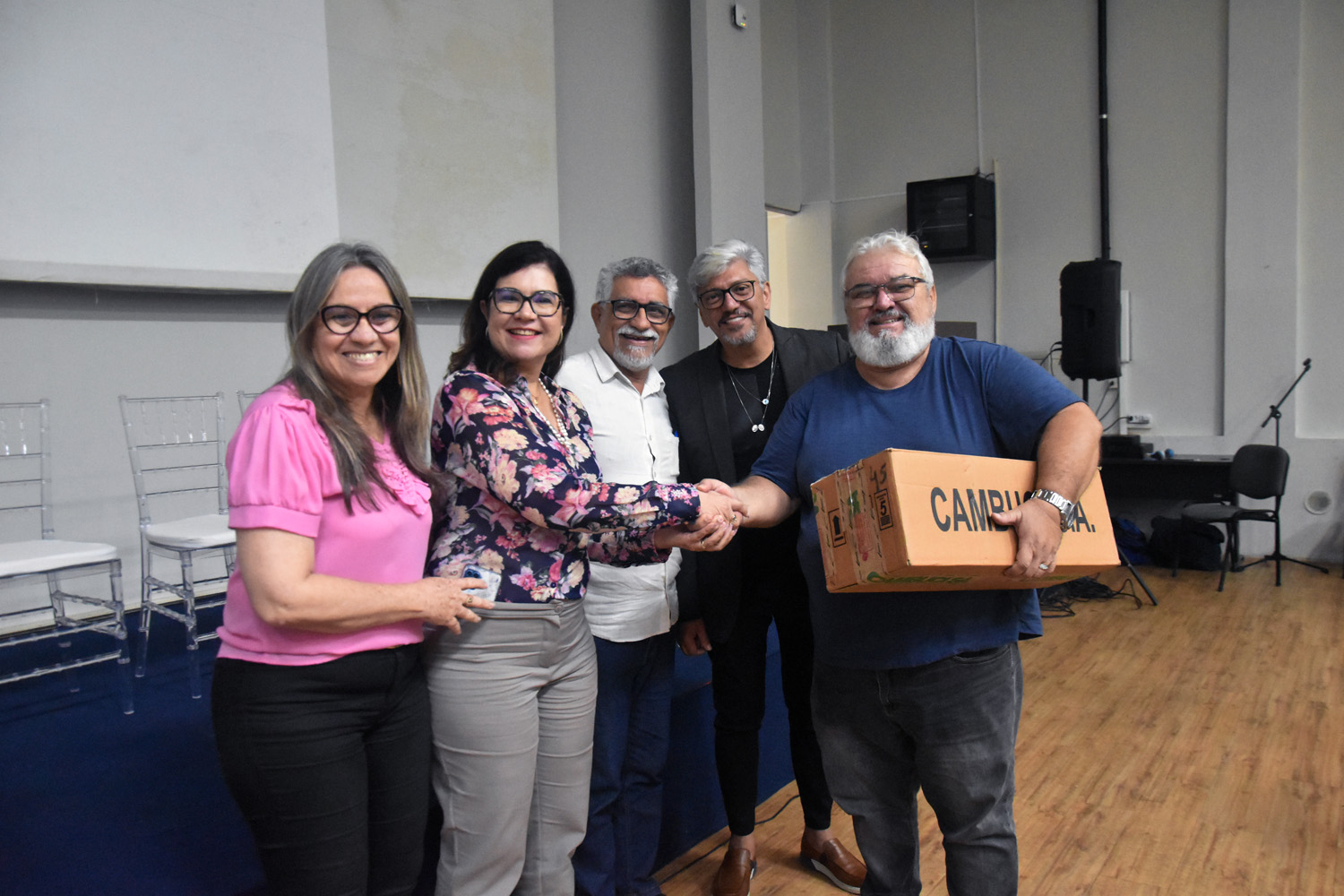 Incentivo ao esporte: Educação de Pessoa e Instituto Alpargatas entregam kits esportivos para 68 escolas da Rede Municipal de Ensino de João Pessoa