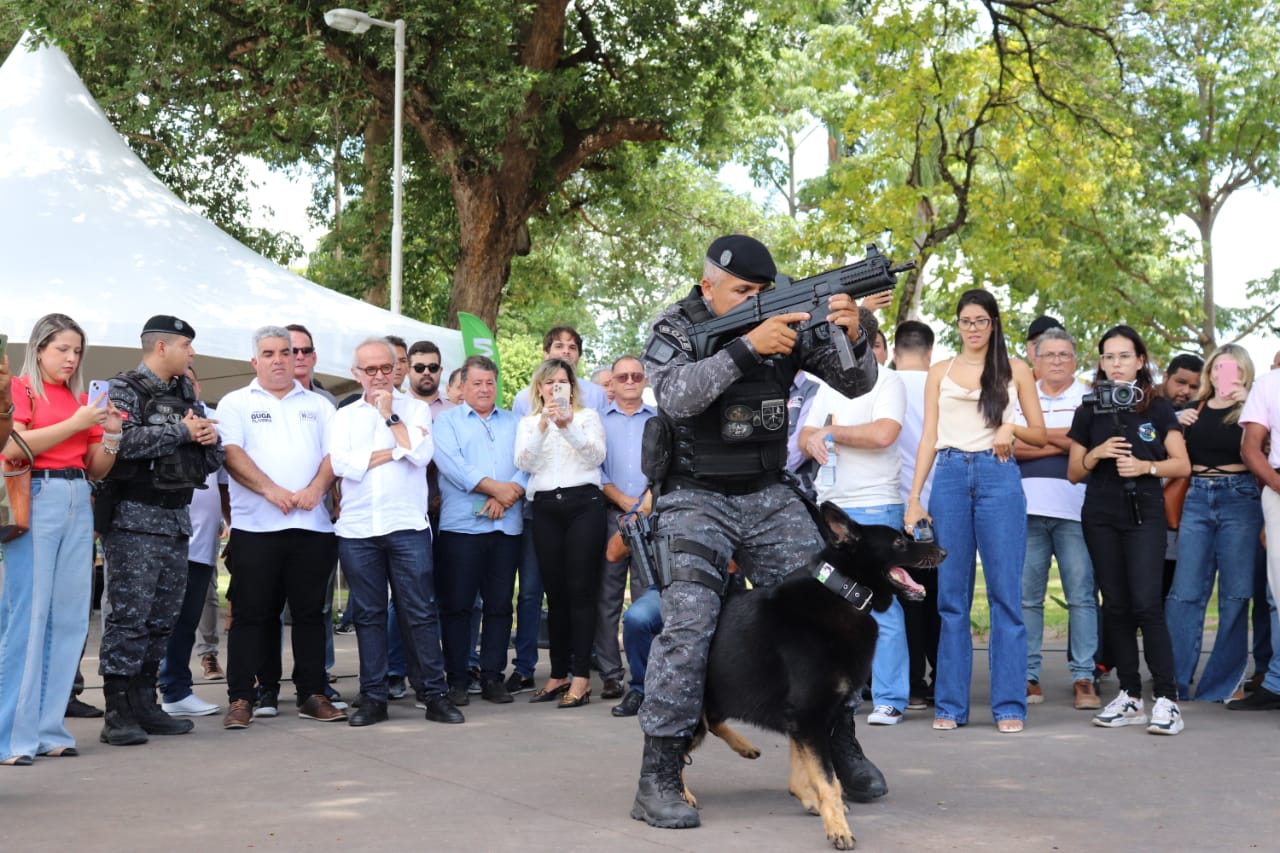 Escola Amiga do Animal: Equipes da Semam promovem ação educativa com alunos da Rede Municipal de Ensino