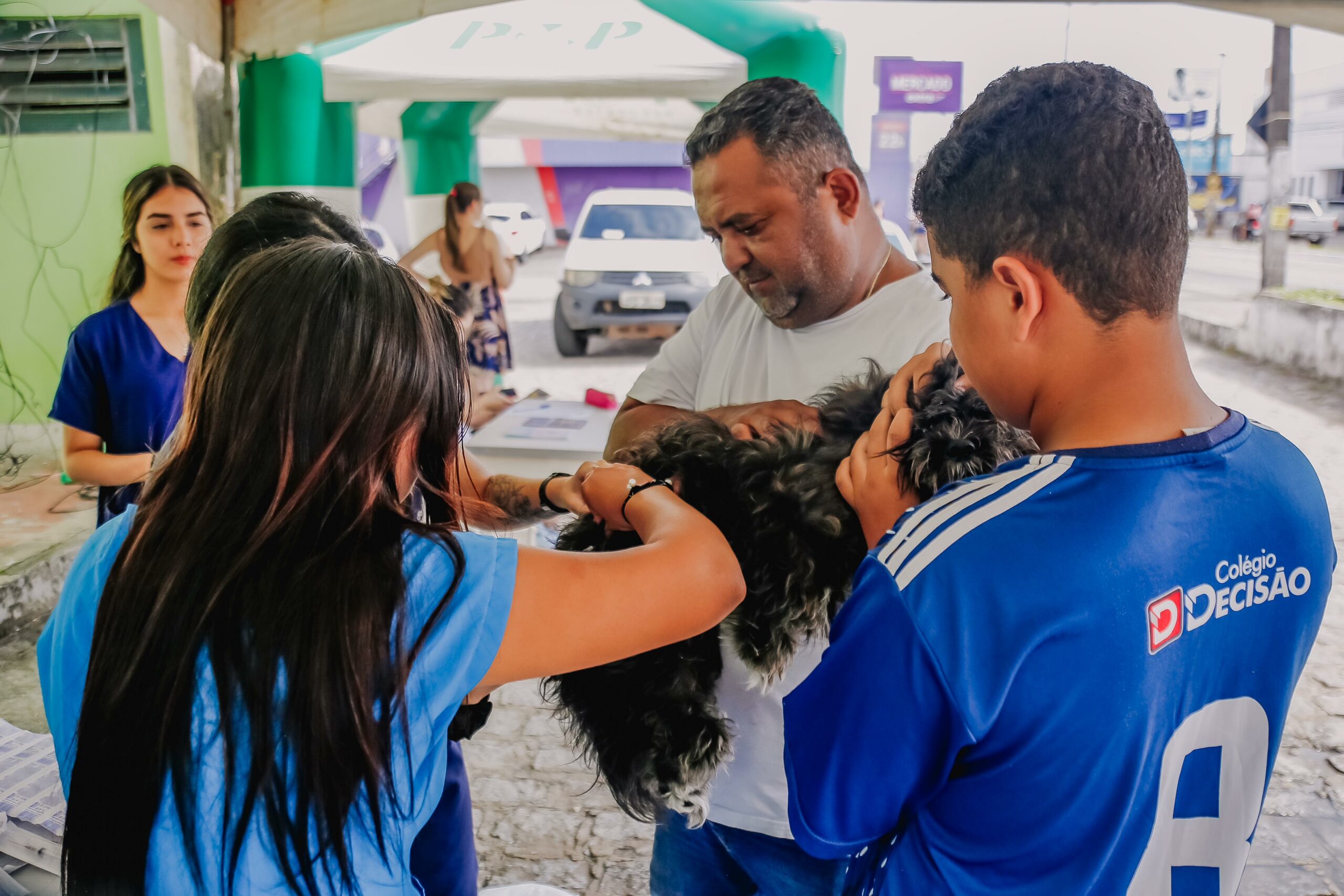 Prefeitura de João Pessoa recebe doses do Ministério da Saúde e retoma vacinação de cães e gatos nesta quinta-feira