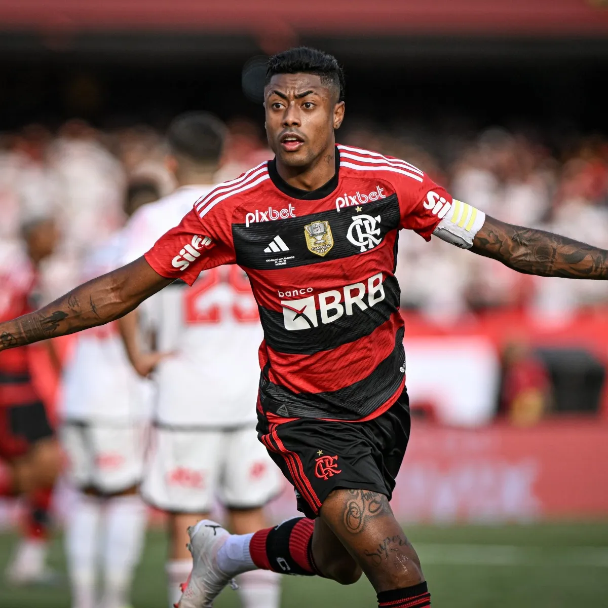 Contrato renovado: Flamengo supera Palmeiras e chega a acordo de renovação com Bruno Henrique