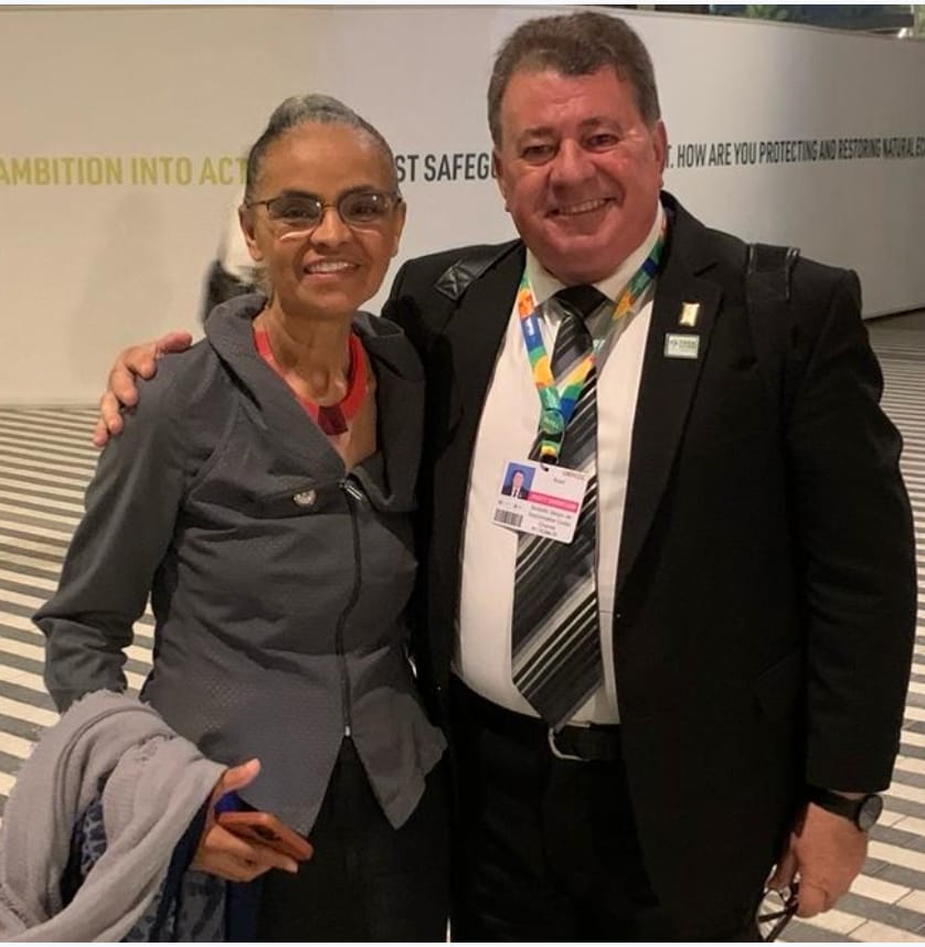 Em Dubai, Sérgio Chaves discute com a ministra Marina Silva sobre o projeto “Coletânea Brasileira de Arborização Urbana” e plataforma “Verde Urbano”