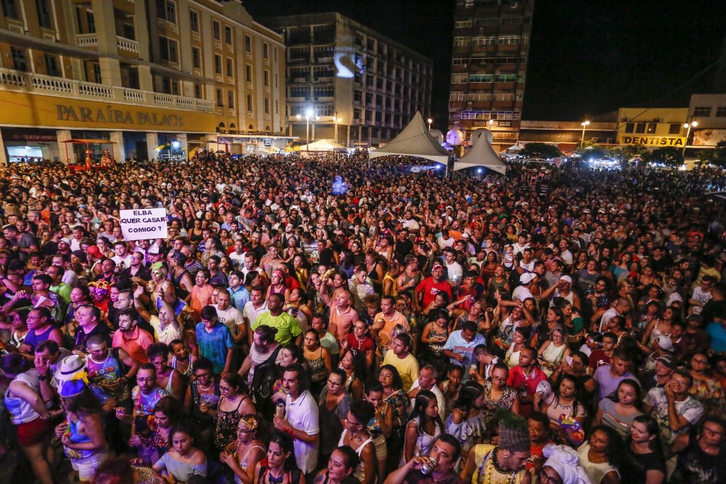 Nesta quinta-feira: TV Assembleia transmite em canal aberto abertura do Folia de Rua 2024, no Ponto de Cem Réis