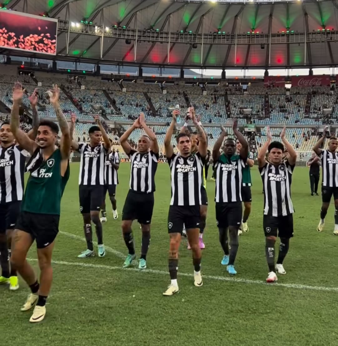 Botafogo goleia o Fluminense na última partida classificatória do Campeonato Carioca