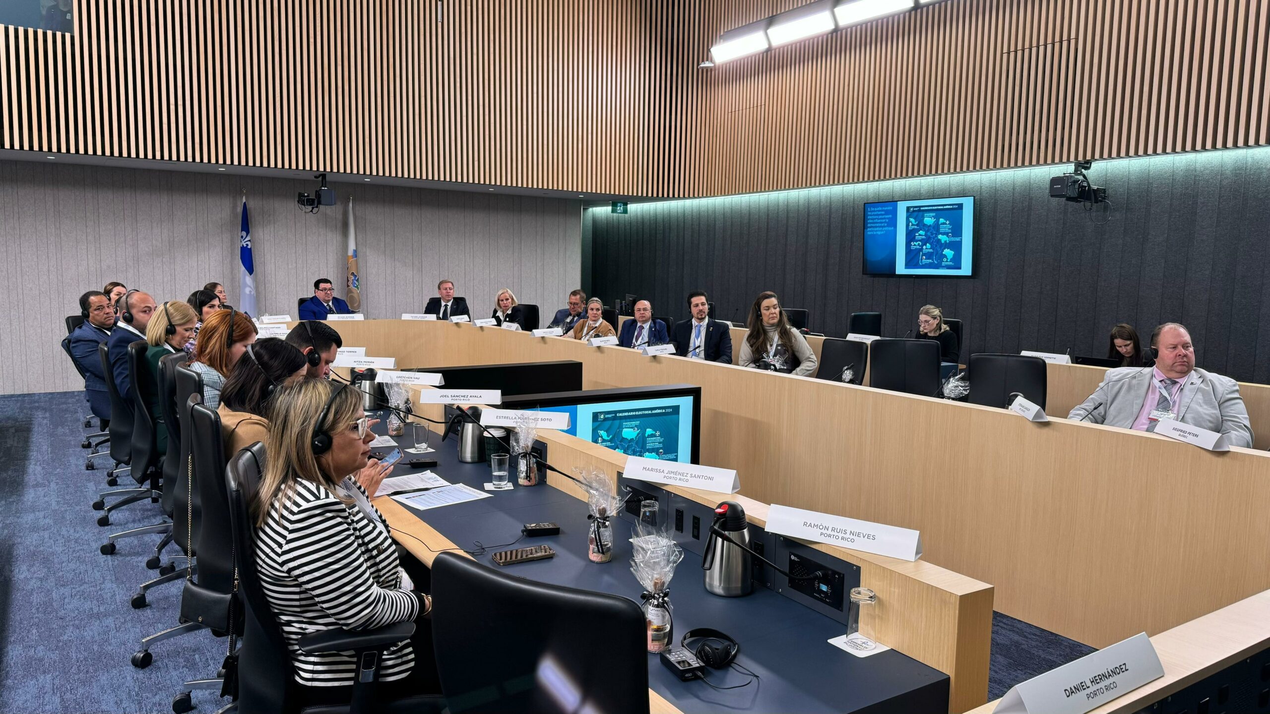 Internacional: Deputada Camila Toscano debate formação de Rede de Mulheres Parlamentares das Américas durante Conferência no Canadá